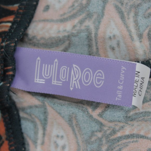 LuLaRoe Peacock Feather Pattern Leggings Size TC Tall & Curvy - Picture 3 of 4